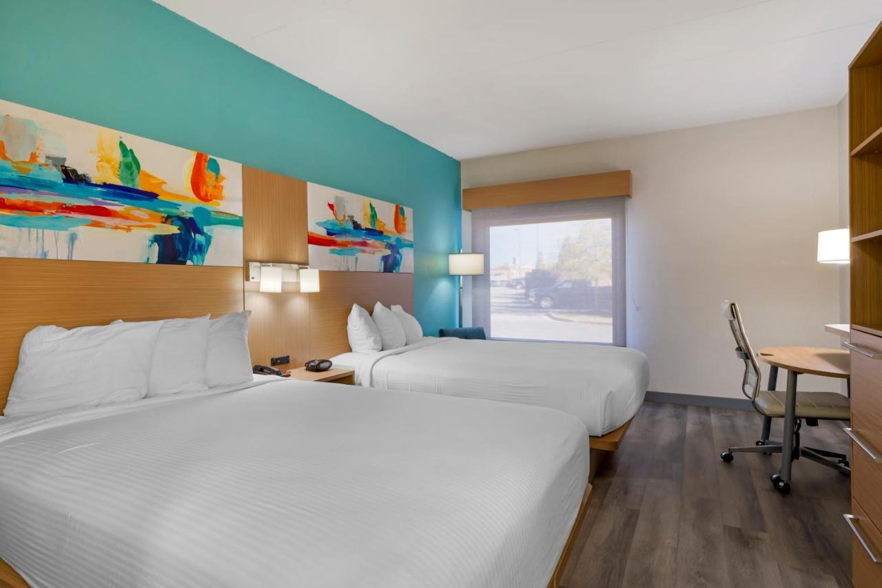 Best Western Plus Executive Hotel Richmond Dumbarton Eksteriør billede