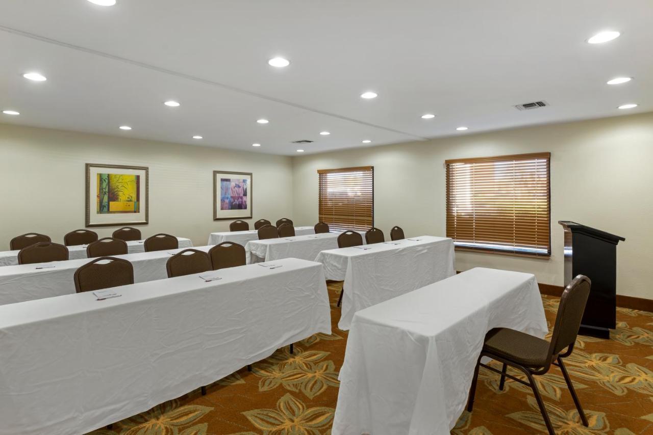 Best Western Plus Executive Hotel Richmond Dumbarton Eksteriør billede