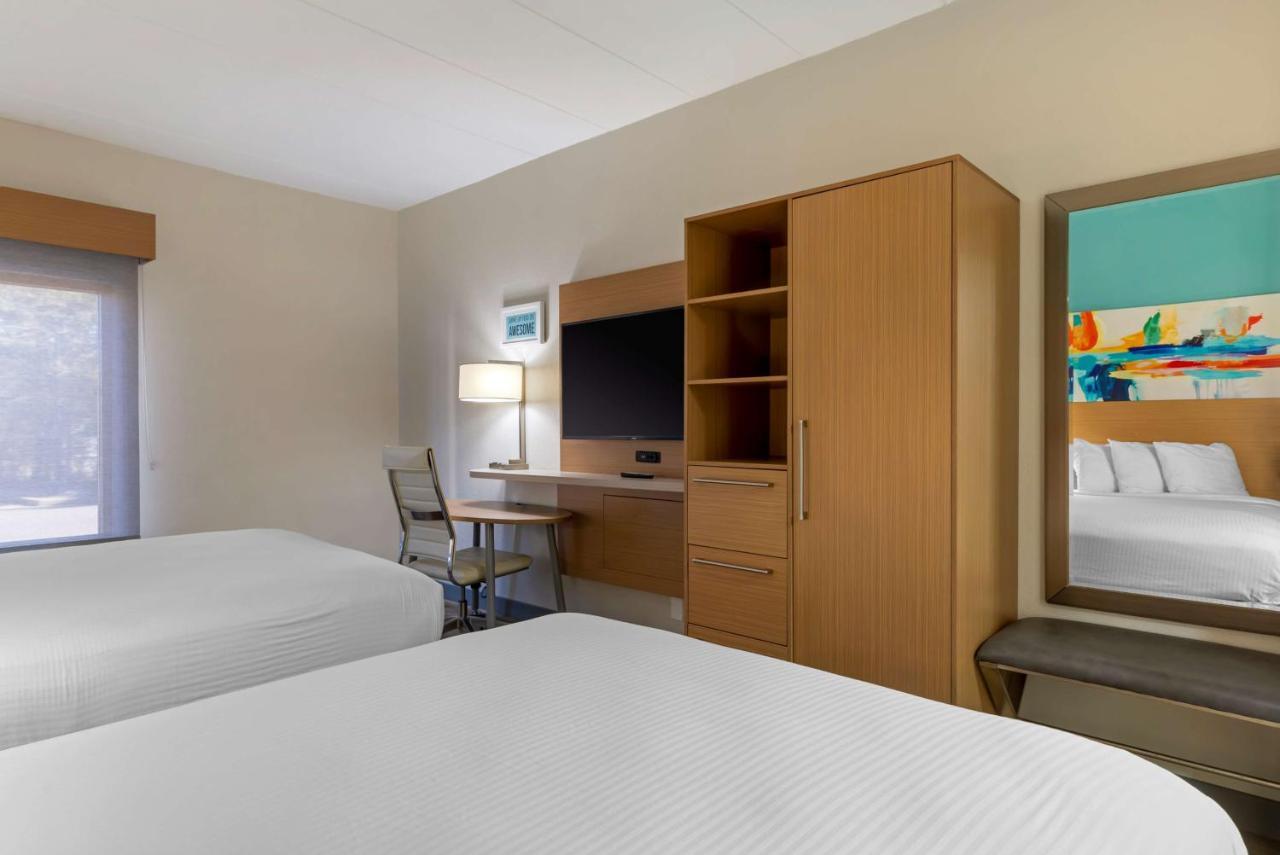 Best Western Plus Executive Hotel Richmond Dumbarton Eksteriør billede