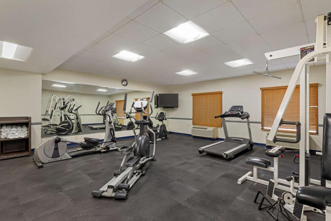 Best Western Plus Executive Hotel Richmond Dumbarton Eksteriør billede